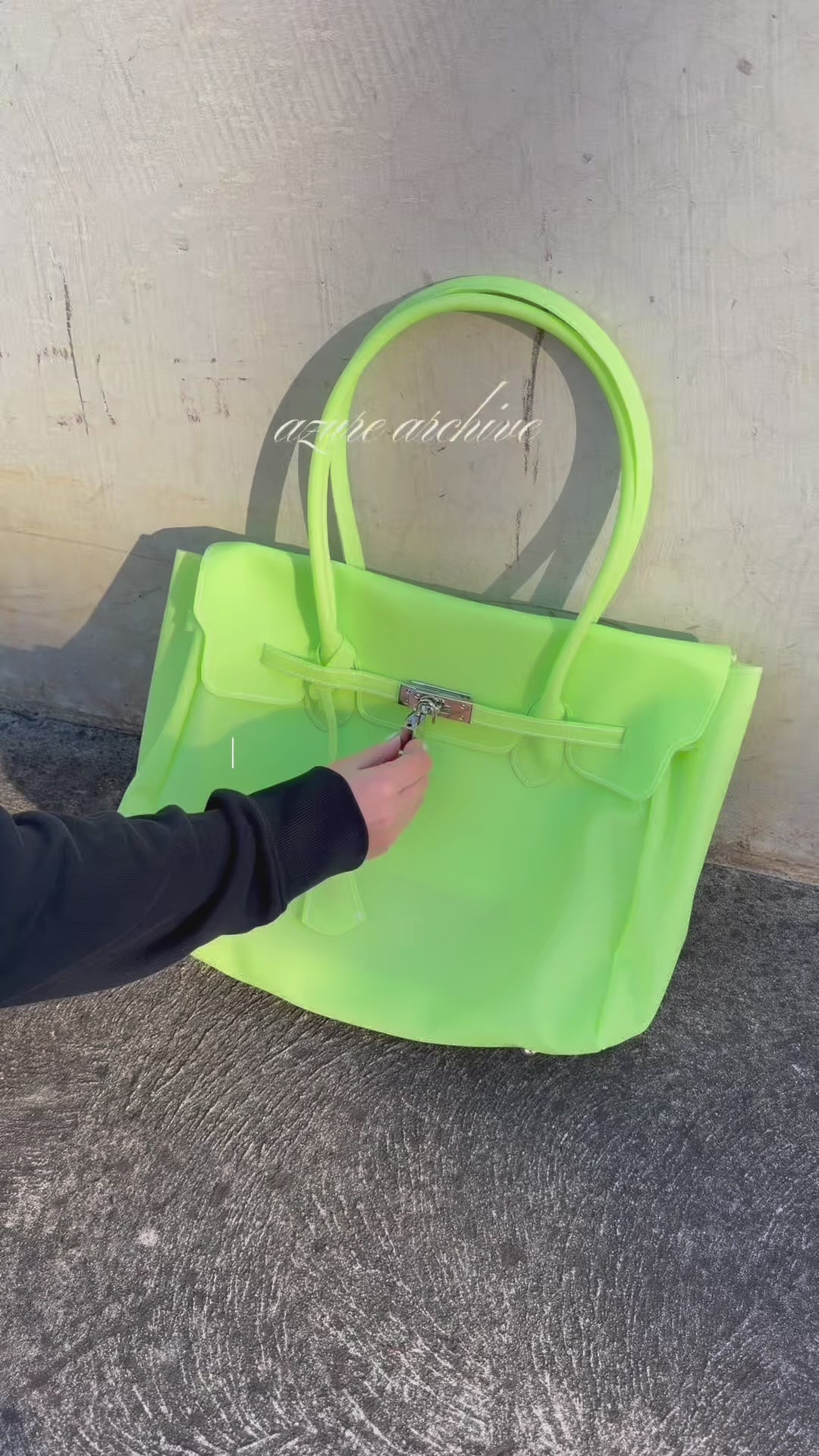 Medium Jelly Firkin Bag — Light Pink